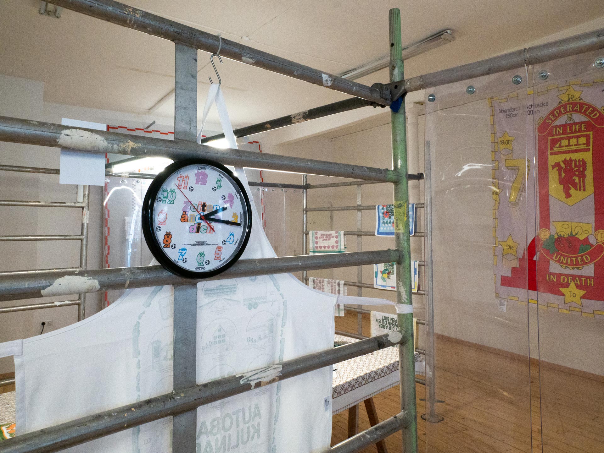 Bild von Ausstellung in der Steinheilstr. 13